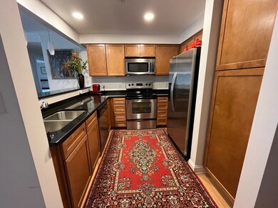 1 Russell St unit 204, Cambridge, MA 02140 - photo 2