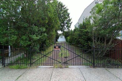 4453 Edgemont St, Philadelphia, PA 19137 - photo 3