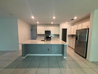 740 Worlington Ln, Fort Pierce, FL 34947 - photo 4