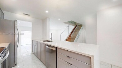 8212 NW 8th Place unit 2, Plantation, FL 33324 - photo 7