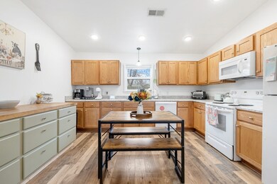 817 N Spruce St, Harrison, AR 72601 - photo 7