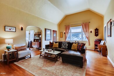 122 E Alvarado Rd, Phoenix, AZ 85004 - photo 5