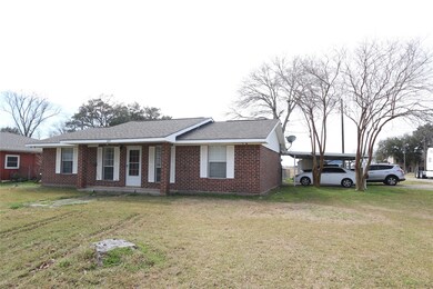 304 S 7th St, Beasley, TX 77417 - photo 3