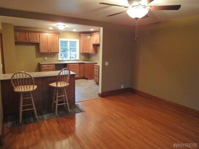 7313 Nash Rd, North Tonawanda, NY 14120 - photo 4