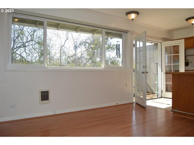 2082 W 14th Place unit 2082, Eugene, OR 97402 - photo 3