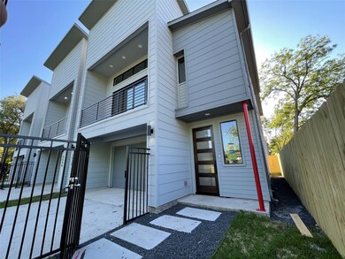 6638 Del Rio St, Houston, TX 77021 - photo 2