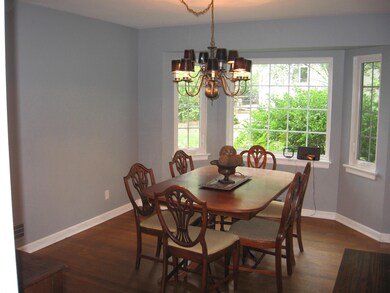 628 Marburn dining room
