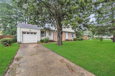 224 Dexter St E, Chesapeake, VA 23324 - photo 4