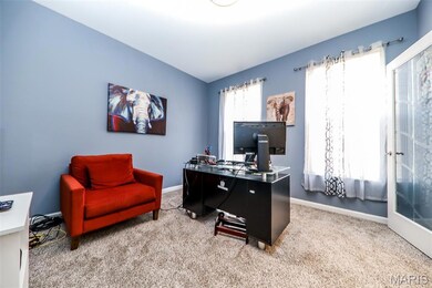 809 Stone Creek Ln, Belleville, IL 62223 - photo 3