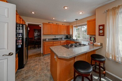 6774 Rock Ledge Ct NE, Keizer, OR 97303 - photo 3