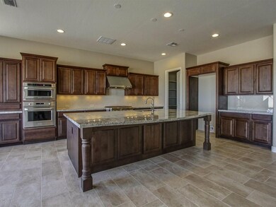 Huge Gourmet Kitchen