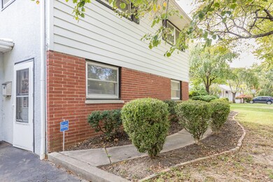 2045 Chardon Rd-04