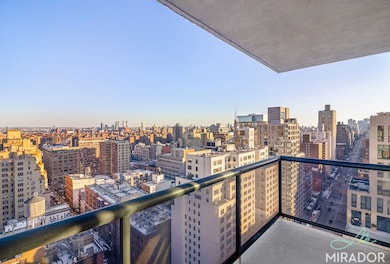 290 3rd Ave unit 28C, New York, NY 10010 - photo 3