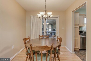 7092 Saddle Dr, Sykesville, MD 21784 - photo 6