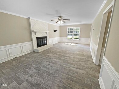 1400 Woods Creek Dr, Garner, NC 27529 - photo 3