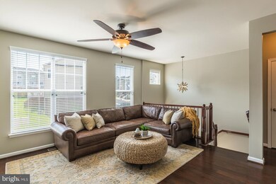 9048 Isabel Ln, Manassas Park, VA 20111 - photo 6