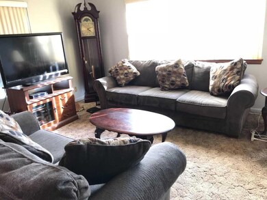 4090 Etna St, Columbus, OH 43213 - photo 6