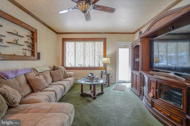 4352 E Thompson St, Philadelphia, PA 19137 - photo 6