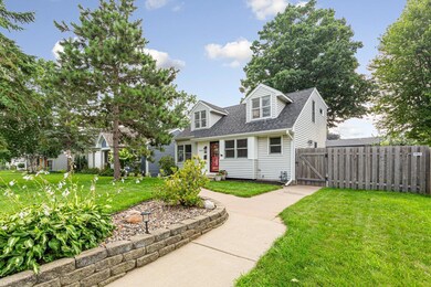 5916 Abbott Ave S, Edina, MN 55410 - photo 2