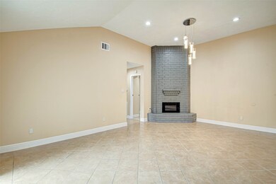 7425 Greenyard Dr, Houston, TX 77086 - photo 7