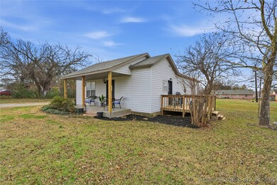 1417 E Oak St, Cushing, OK 74023 - photo 7