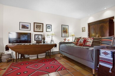 9 Comanche Ct unit 205, El Prado, NM 87529 - photo 2