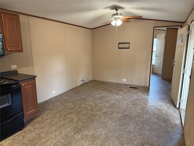 3708 Commerce St, Damon, TX 77430 - photo 4