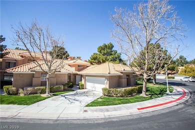 4911 Mount Pleasant Ln, Las Vegas, NV 89113 - photo 3