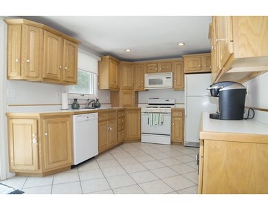 32 Duncan Rd, Stoughton, MA 02072 - photo 5