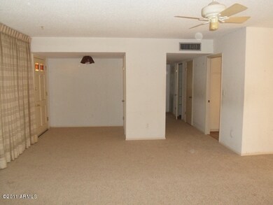 832 S Saranac Ave unit 1, Mesa, AZ 85208 - photo 5