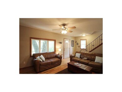 Living Room-L1.