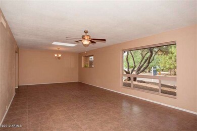 4 Living Room