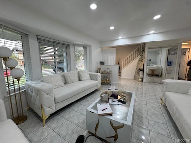 3131 Elmcrest Rd, Sterling Heights, MI 48310 - photo 7