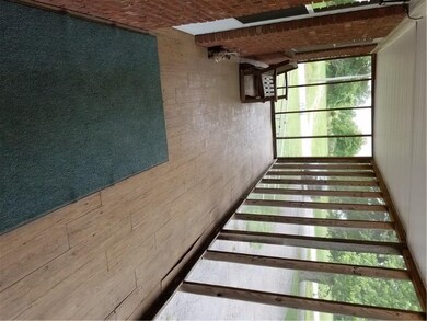 220 E 1st Ave, Elkins, AR 72727 - photo 6