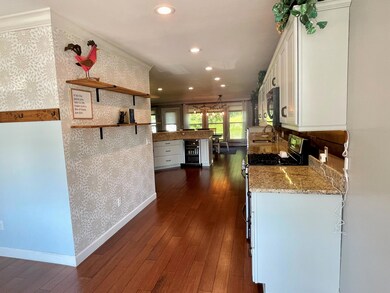 Kitchen (8)