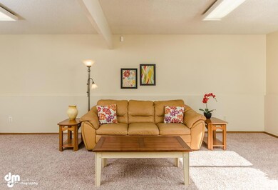 831 Jay Cir Anchorage AK 99516-large-002