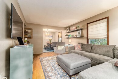 007_40b9_P334 Rosslyn Ave-016