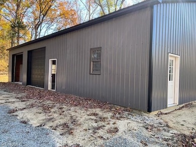 408 Thomas O Dr, Thomasville, NC 27360 - photo 3