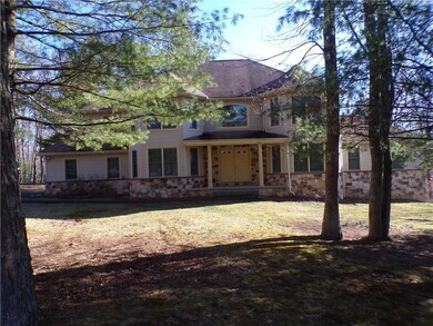 261 Whisperwood Ct, Saylorsburg, PA 18353 - photo 3