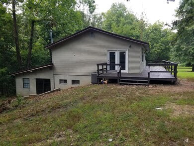 1092 Thief Hollow pic yard home back