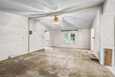 100 Ridgecrest Dr, King, NC 27021 - photo 6