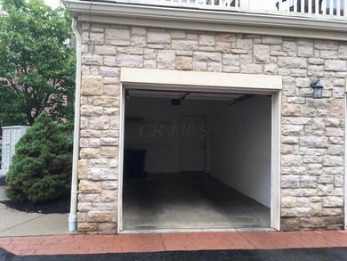 One-Car Garage