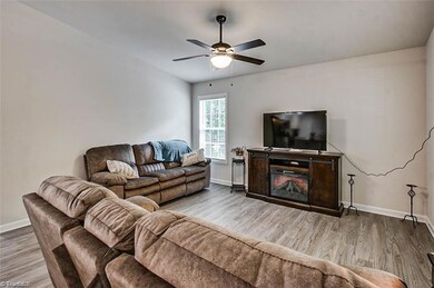 1446 Rolling Rd, Asheboro, NC 27205 - photo 4