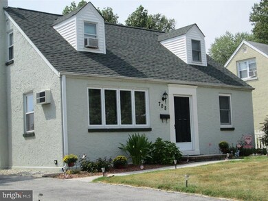 708 Pearl Ave, Morton, PA 19070 - photo 2