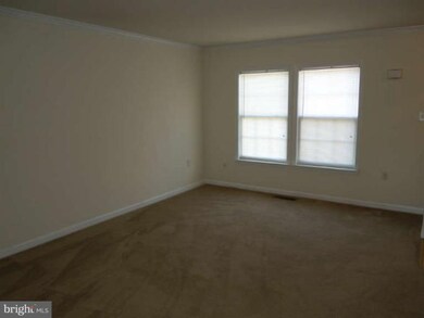 33 Litchfield Ln E, Martinsburg, WV 25405 - photo 4