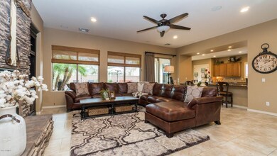 2047 E Mead Pl-8