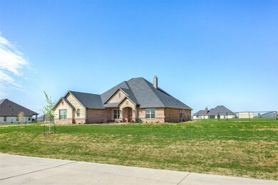216 Buena Vista Dr, Godley, TX 76044 - photo 5