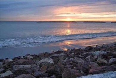 144 Winthrop Shore Dr unit 1, Winthrop, MA 02152 - photo 2