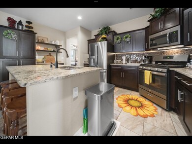 14940 Sunny Land Ave, El Paso, TX 79938 - photo 4