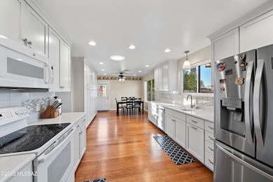 06-Kitchen & Dining